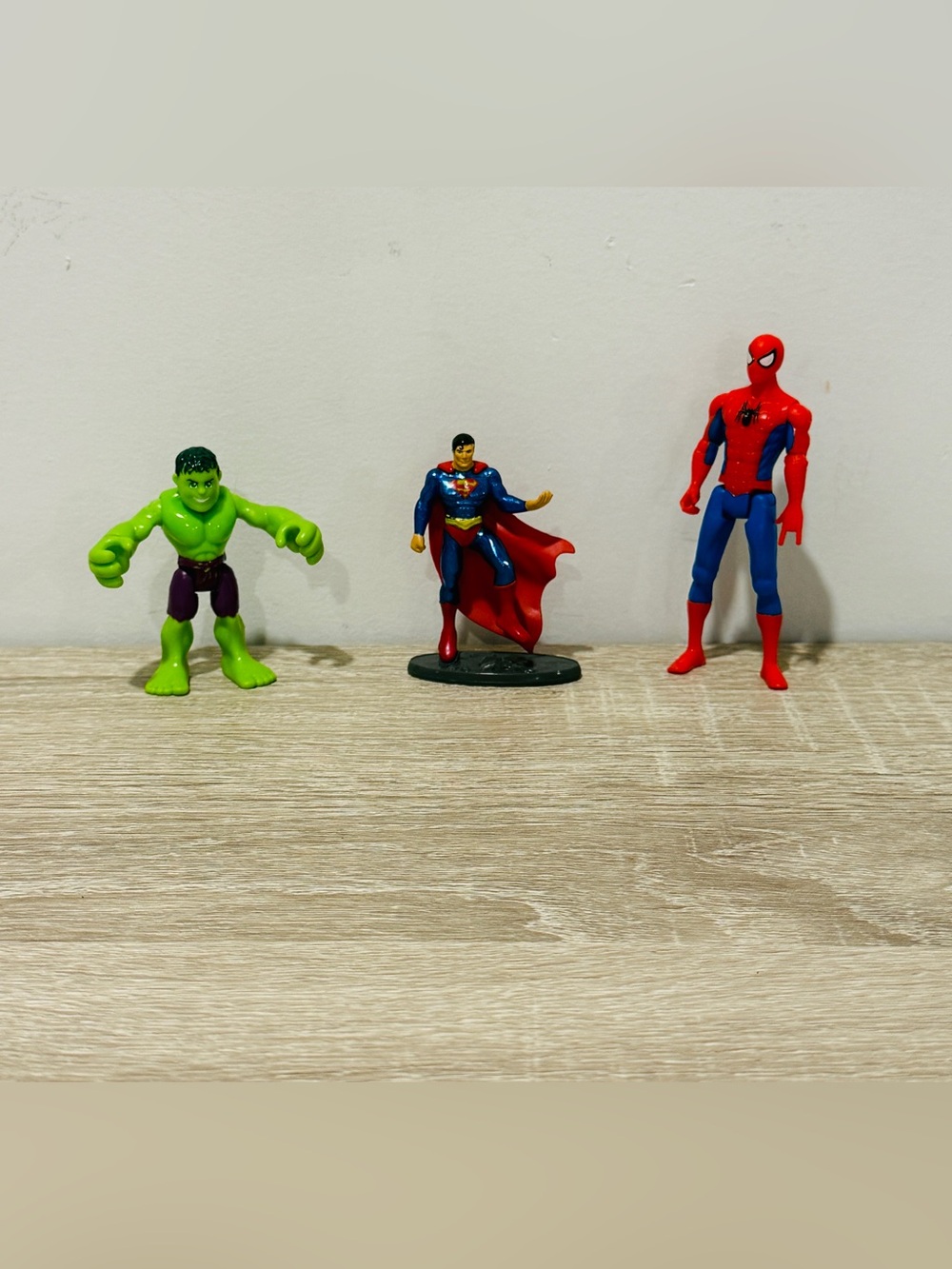 Lot of 3 Superhero Mini Figures - Marvel Hulk, Spider-Man & DC Superman